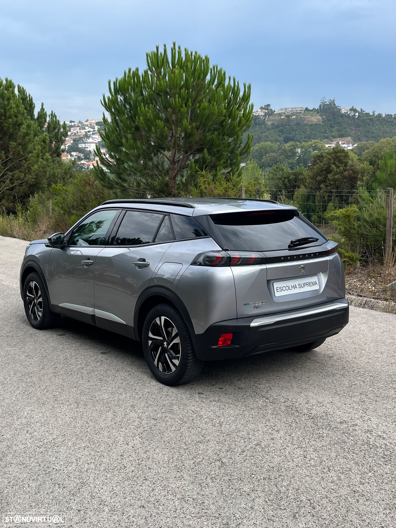 Peugeot e-2008 50 kWh Allure - 4