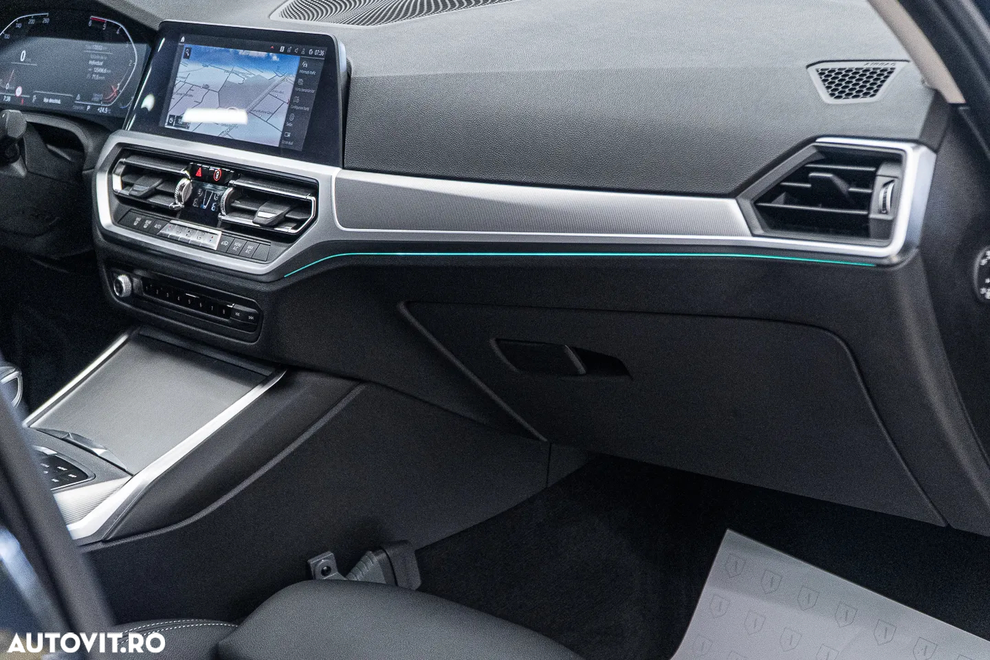 BMW Seria 3 318d Aut. Sport Line - 36