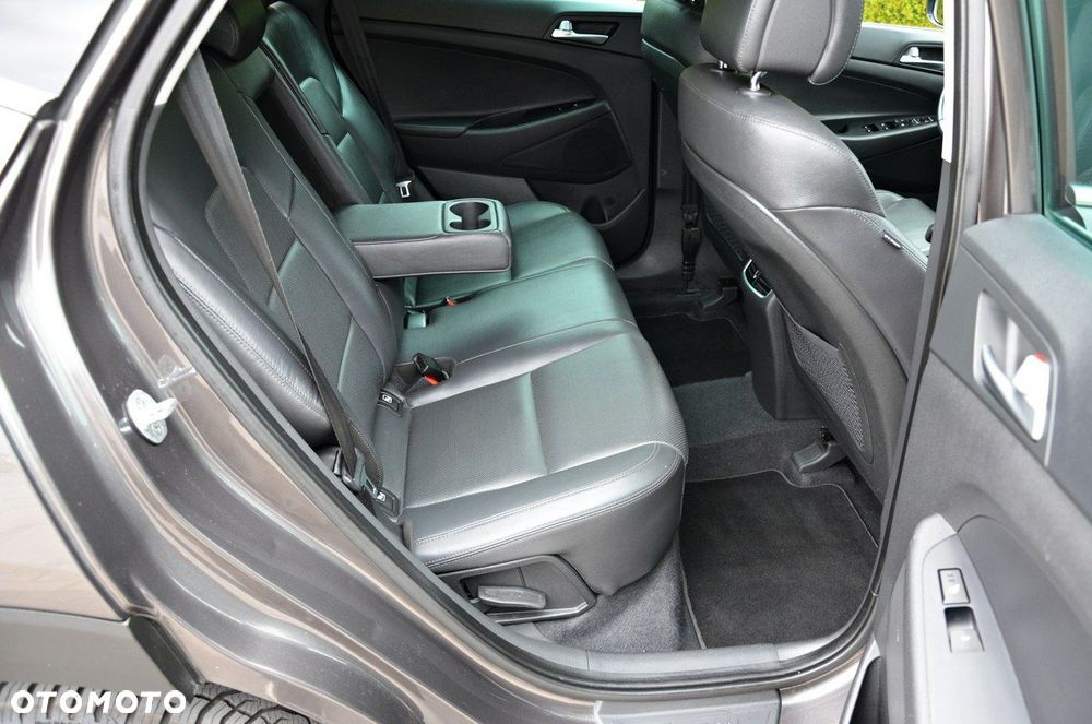 Hyundai Tucson blue 1.7 CRDi 2WD Advantage - 33