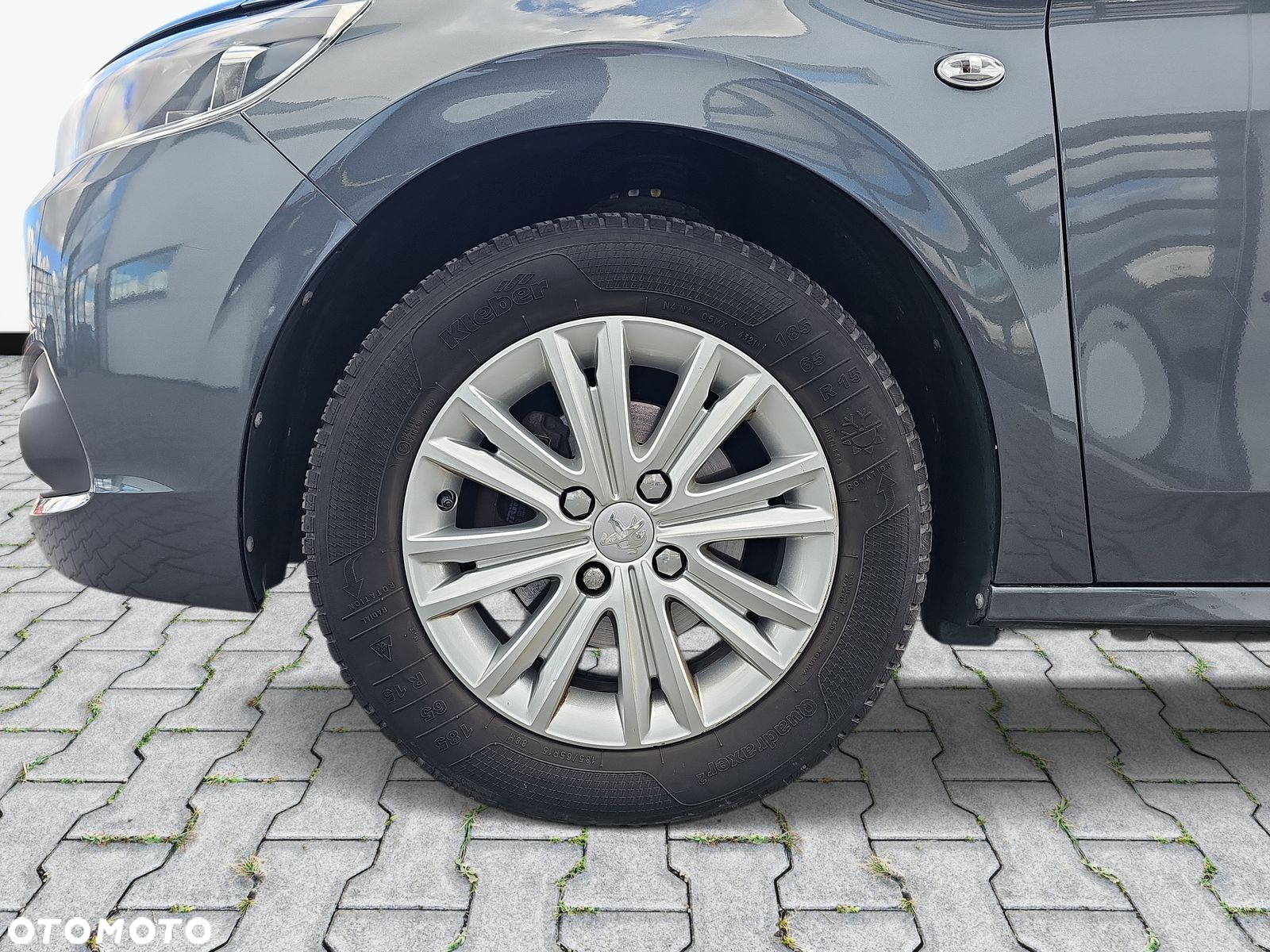 Peugeot 301 1.6 VTi Allure - 9