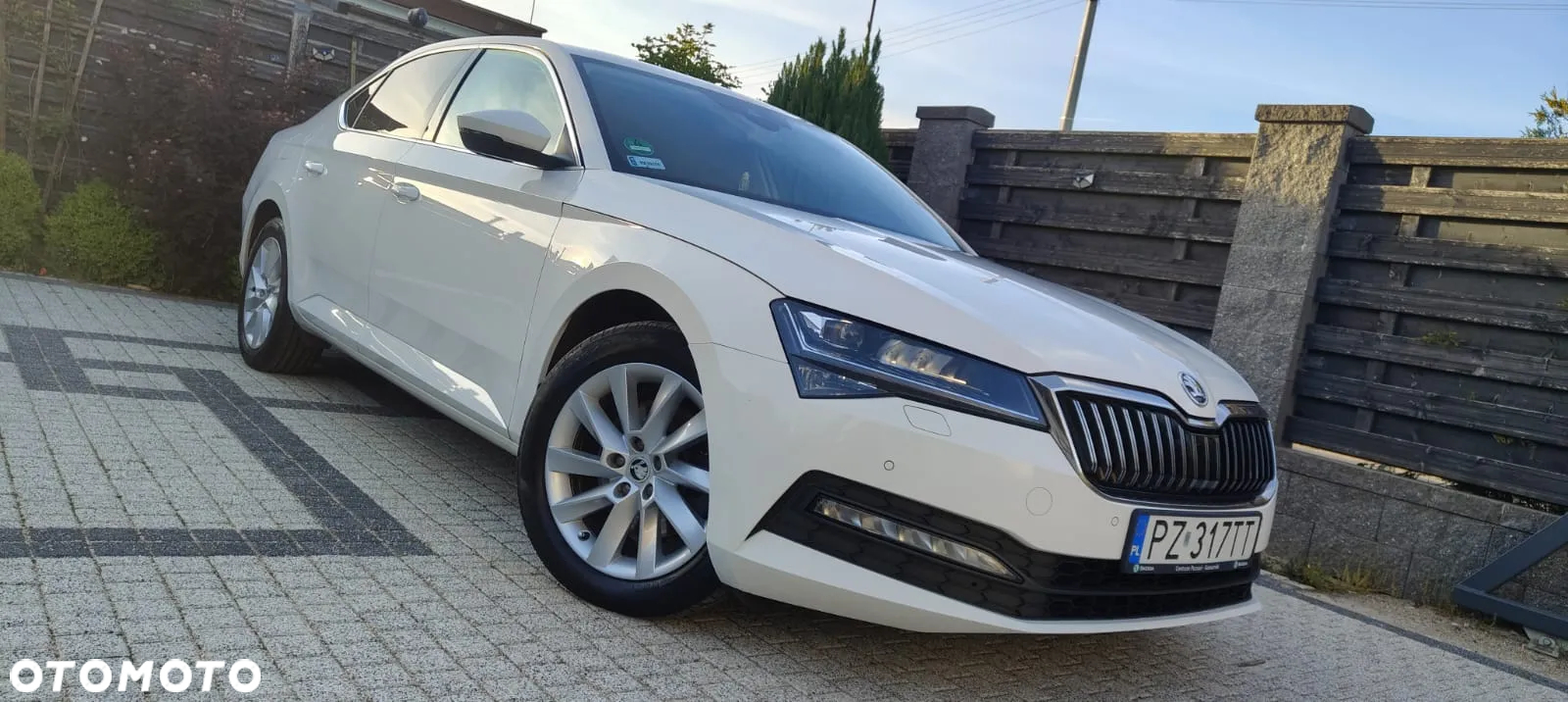 Skoda Superb 2.0 TDI Ambition DSG - 13