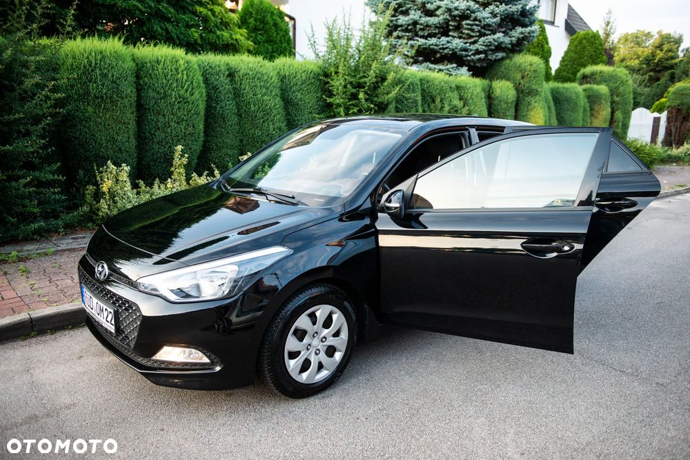 Hyundai i20 blue 1.2 Advantage - 15