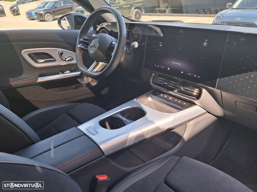 Mercedes-Benz CLA 250+ EQ - 16