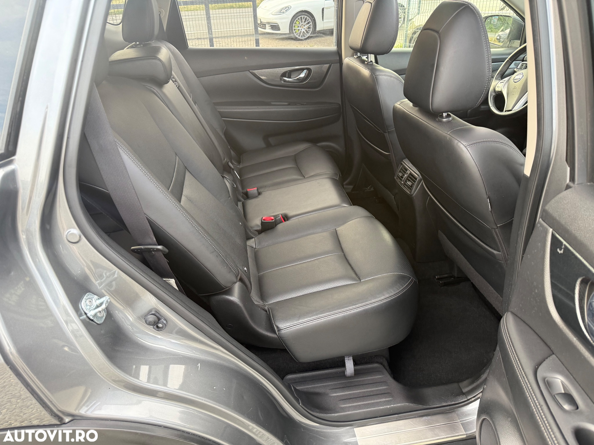 Nissan X-Trail 1.6L dCI Start/Stop Tekna - 14