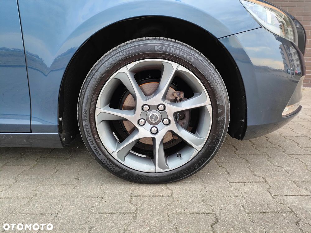 Volvo V40 D2 Ocean Race - 17