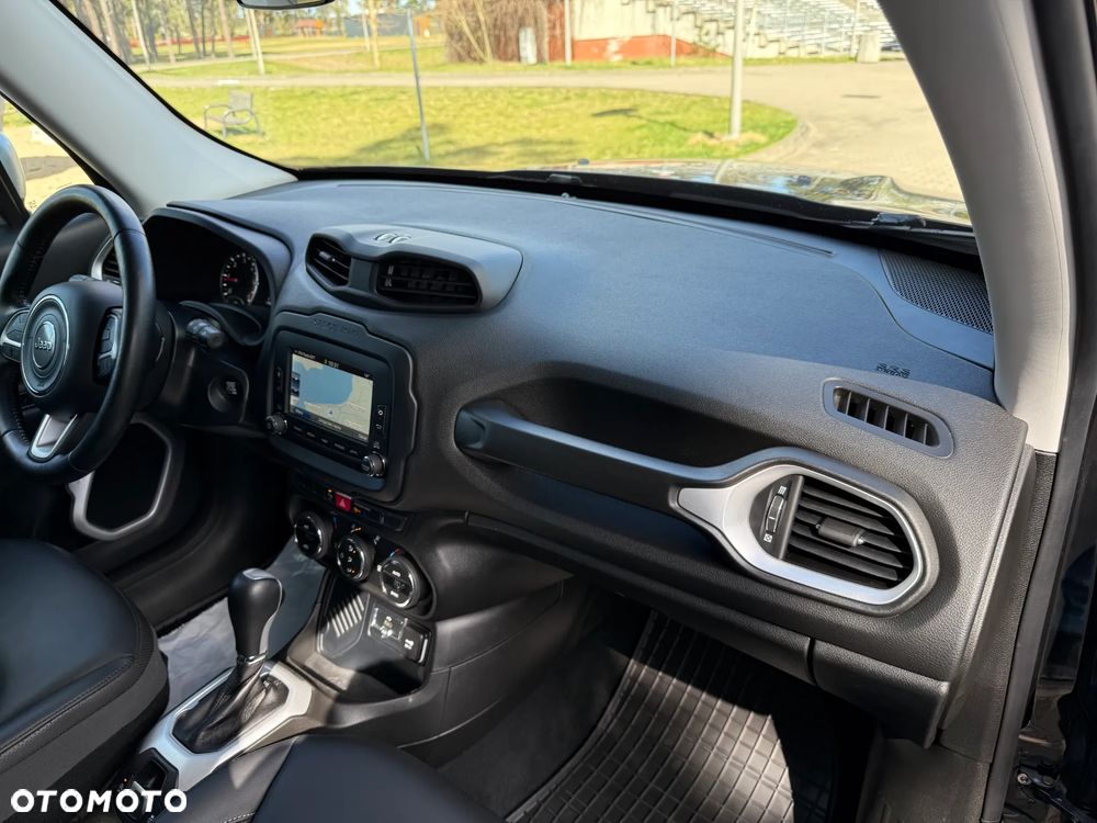 Jeep Renegade - 24