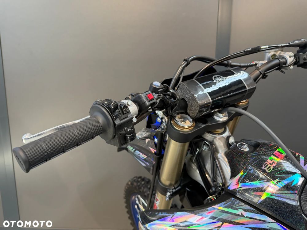 Yamaha WR - 13