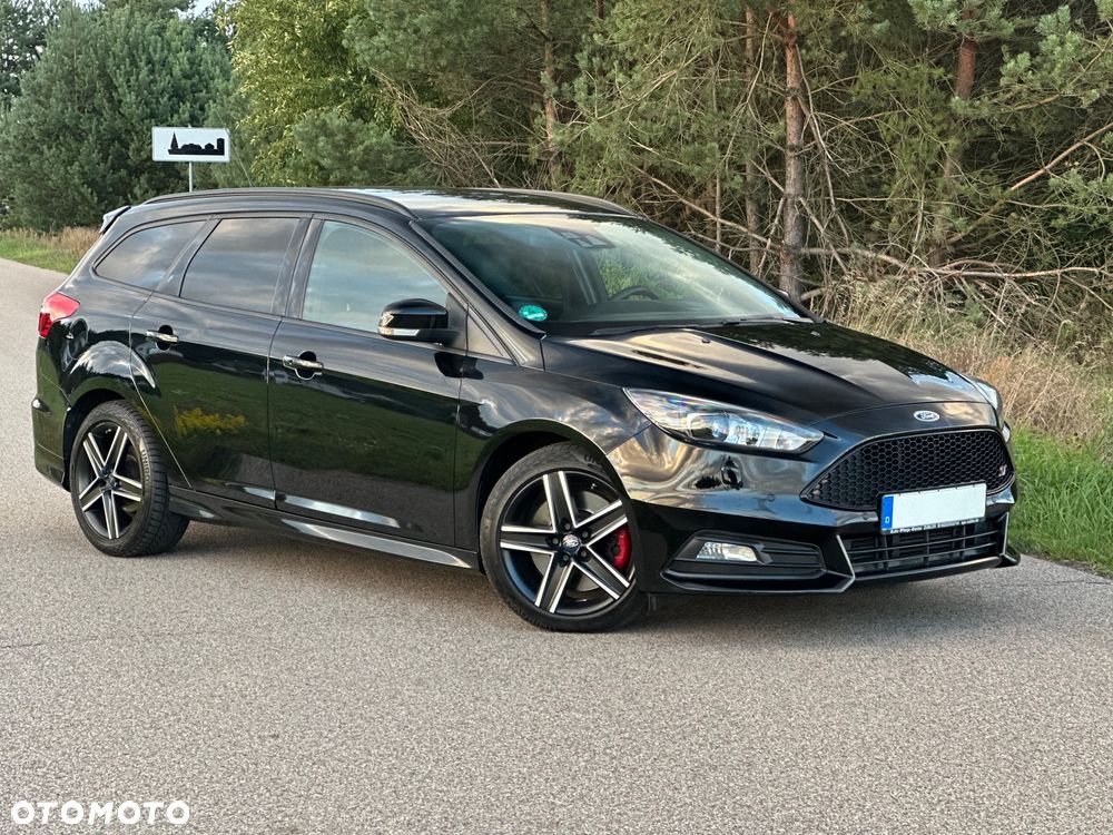 Ford Focus 2.0 TDCi ST - 30