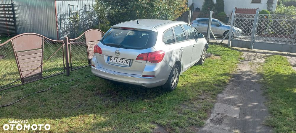 Opel Astra 1.4 T EU6 - 3