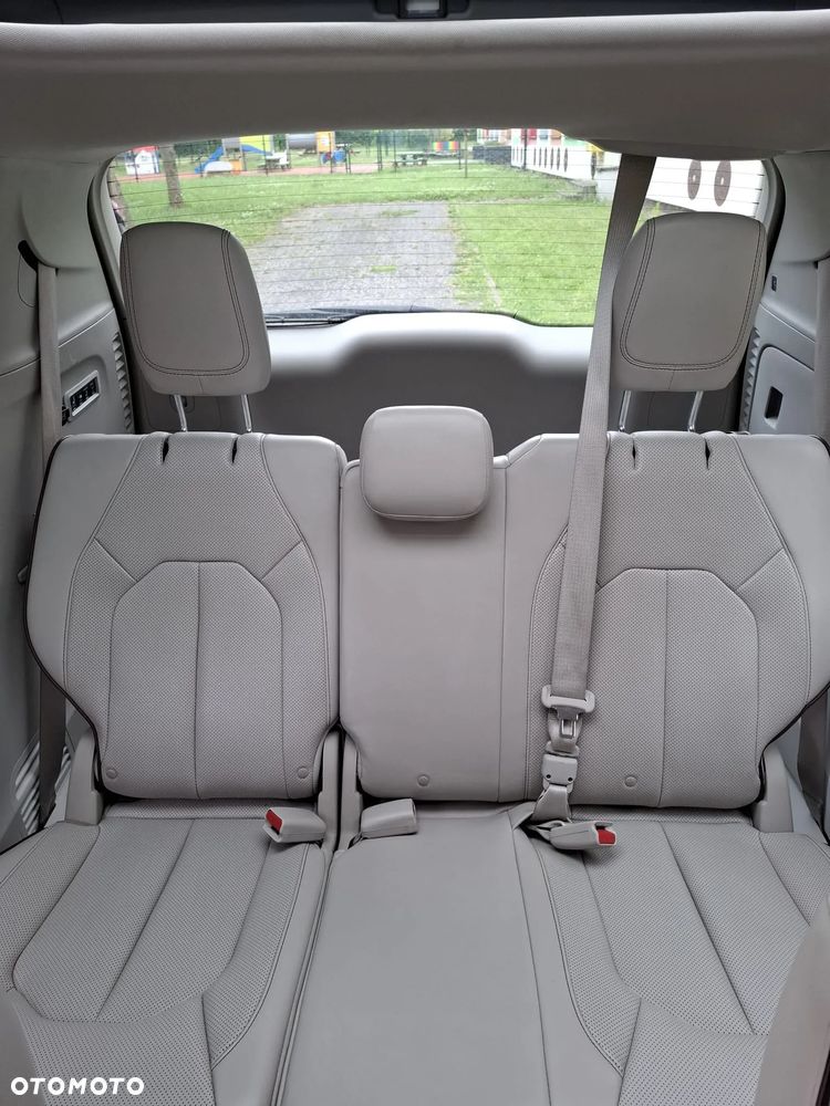 Chrysler Pacifica - 15