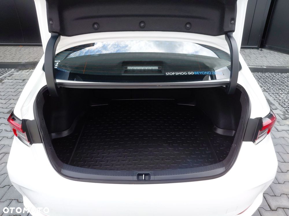 Toyota Corolla 1.8 Hybrid Comfort - 13