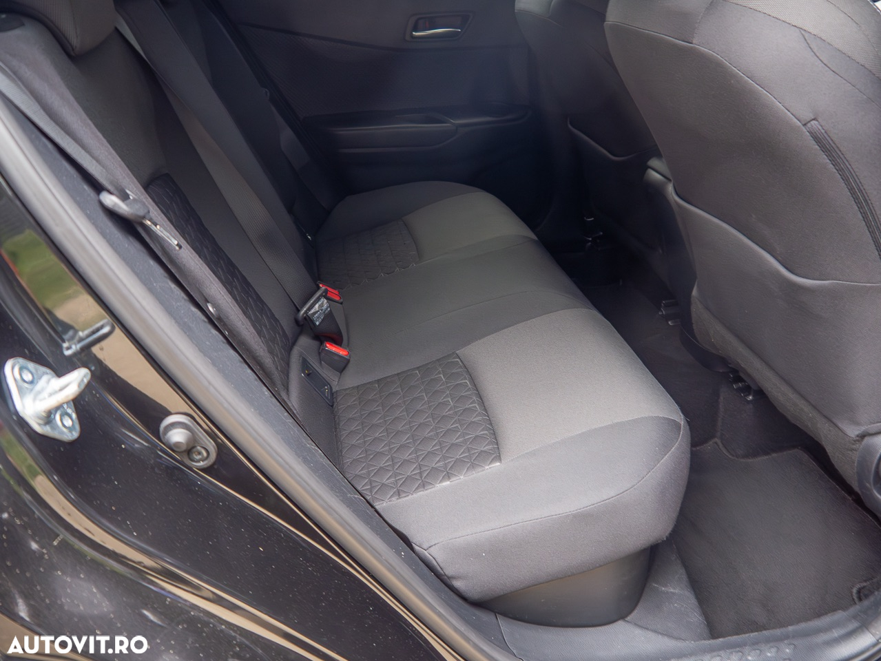 Toyota C-HR 1.8 Hybrid Business Edition - 5