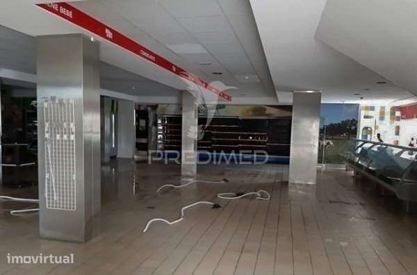 Loja de 394 m² em Sanfins Lamoso Codessos, Paços de Ferreira, Porto... - Grande imagem: 3/6