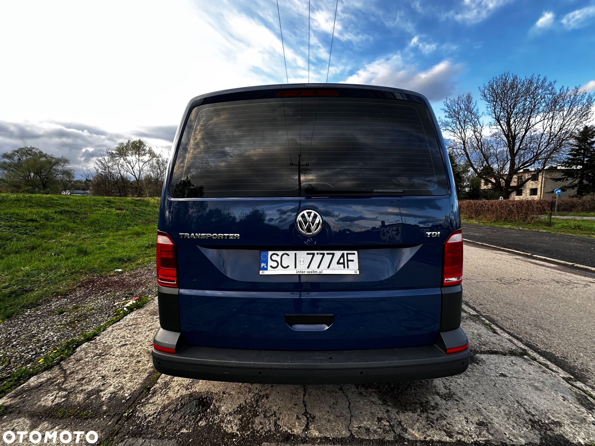 Volkswagen Transporter T6 - 6