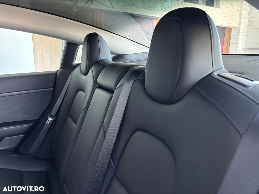 Tesla Model 3 Langstreckenbatterie Allradantrieb Dual Motor - 13