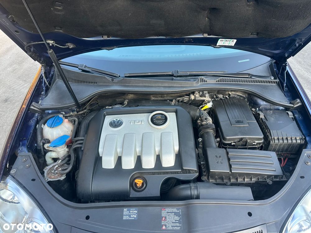 Volkswagen Jetta - 37