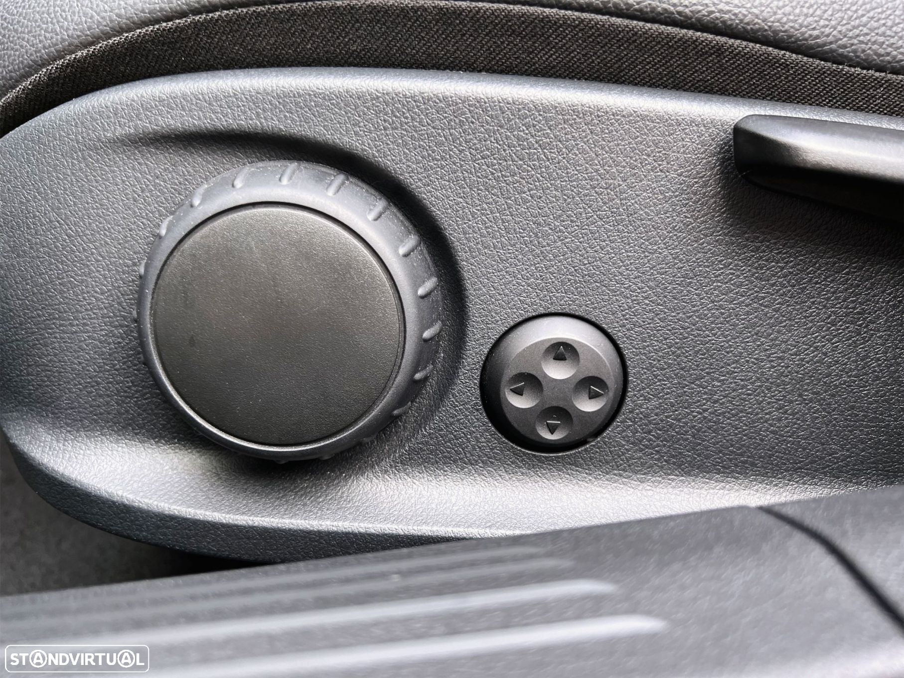 Mercedes-Benz A 180 d Progressive Aut. - 38