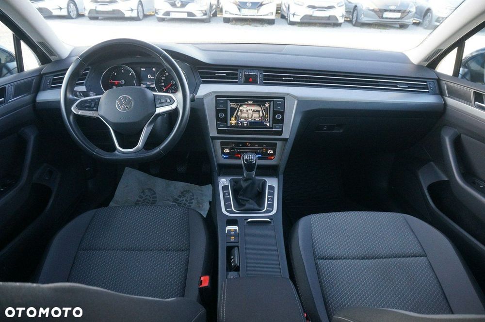 Volkswagen Passat Variant 2.0 TDI EVO Essence - 11