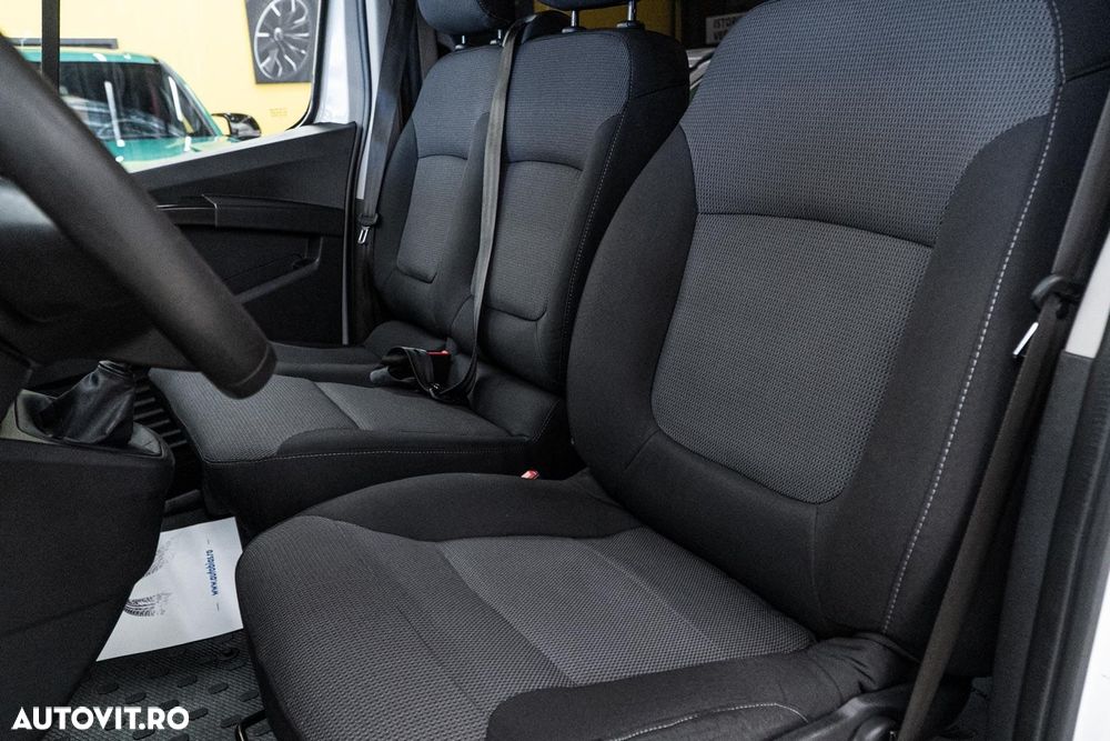 Renault Trafic 2.0 Blue dCi 110 S&S L2 8+1 Life - 9