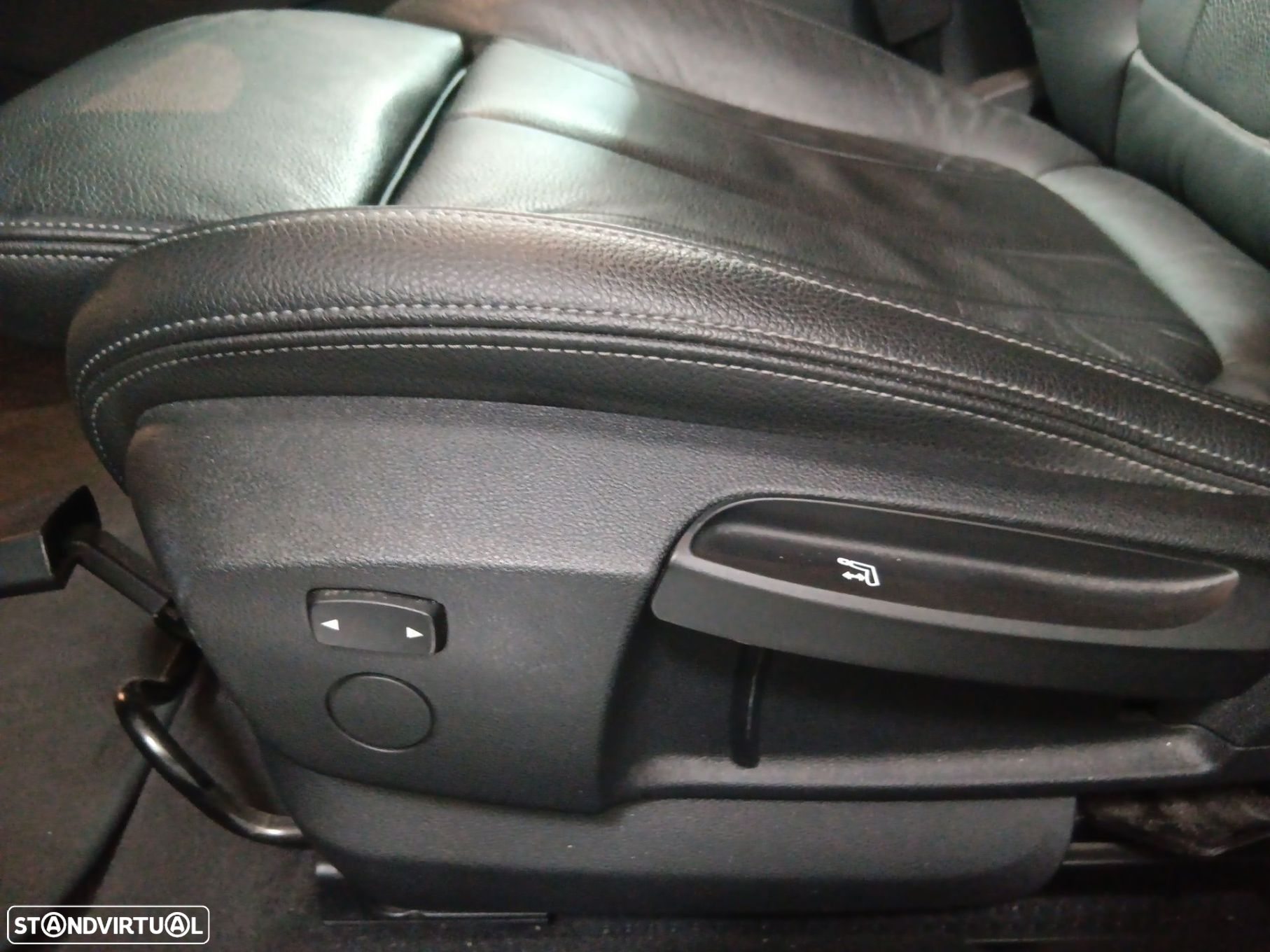 BMW 118 i Pack Desportivo M Auto - 16