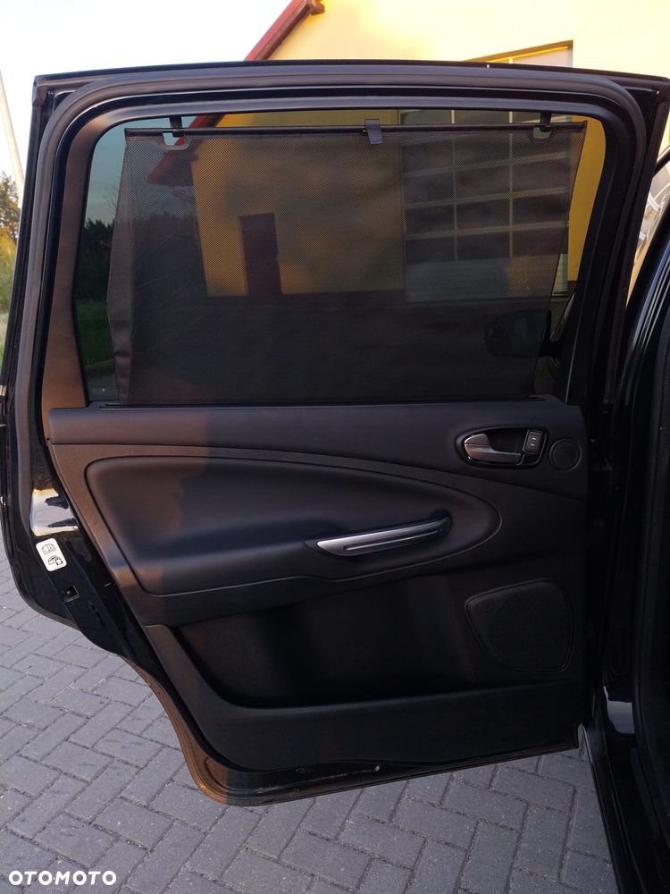 Ford S-Max 2.0 TDCi DPF Titanium - 17