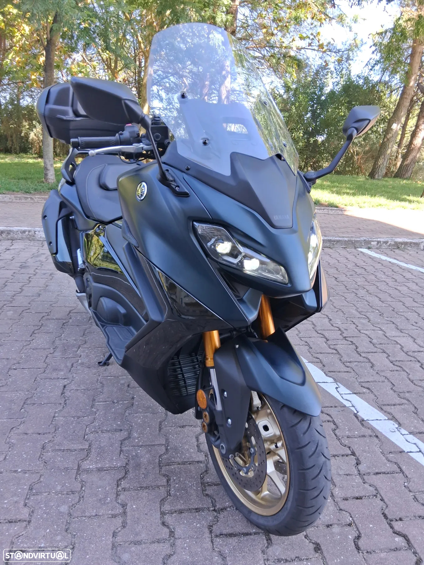 Yamaha TMAX Tech Max - 18