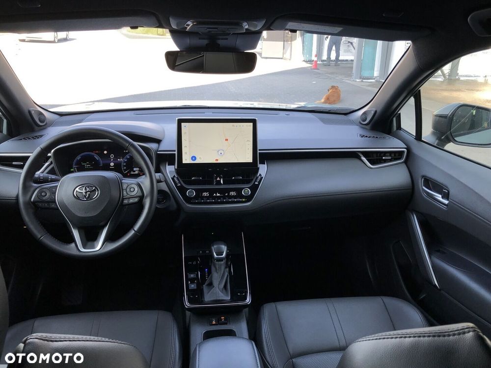Toyota Corolla Cross - 11