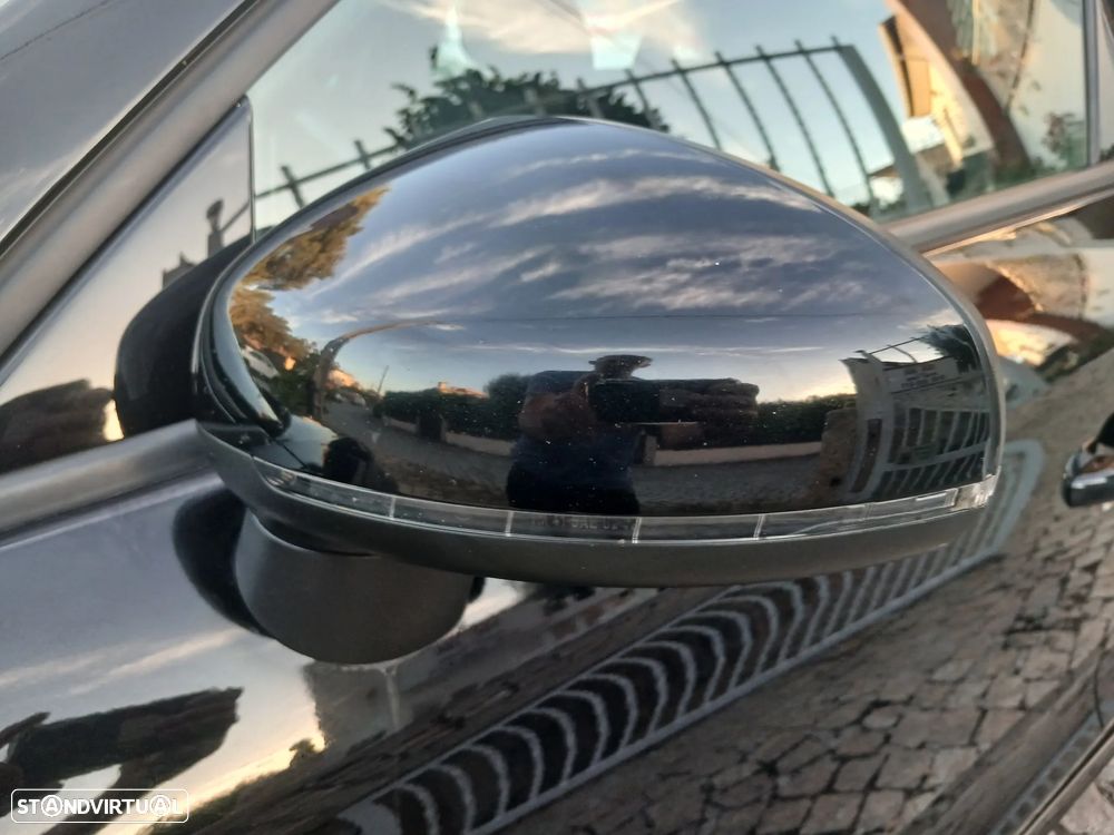 Audi A1 Sportback 1.6 TDI S-line - 25