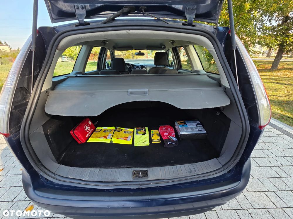 Ford Focus - 29