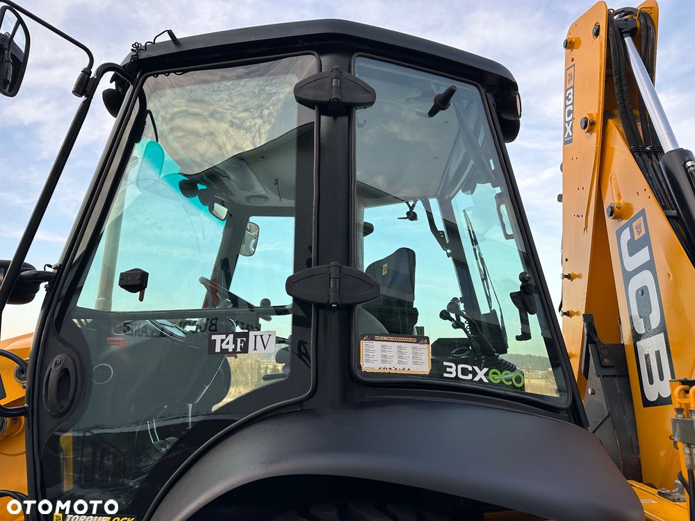 JCB 3CX Contractor - 9