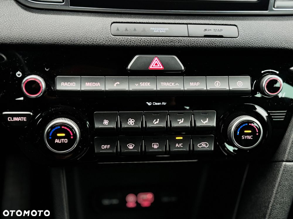 Kia Sportage 1.6 T-GDI AWD GT Line - 19