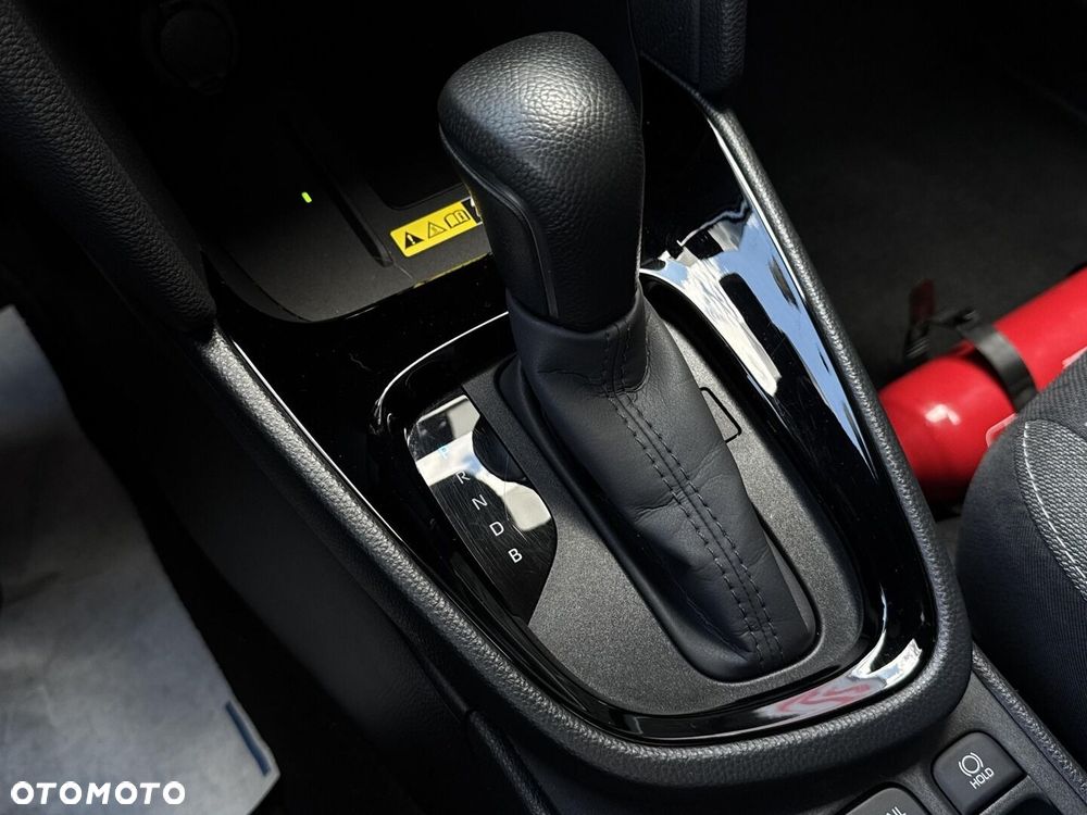 Toyota Yaris Cross Hybrid 1.5 Style AWD - 28