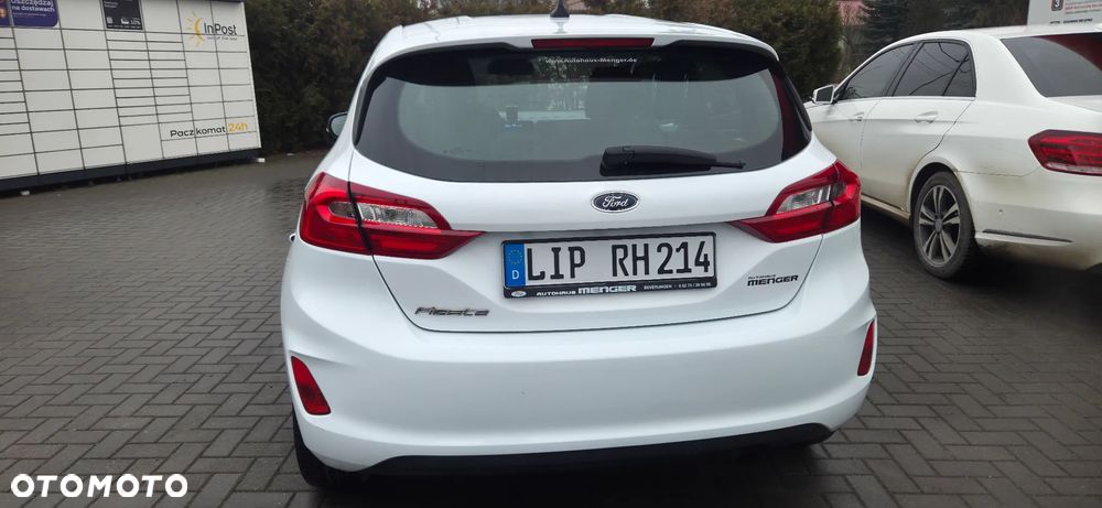 Ford Fiesta 1.1 S&S TREND - 10