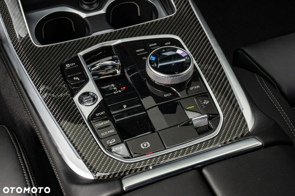 BMW X7 - 19