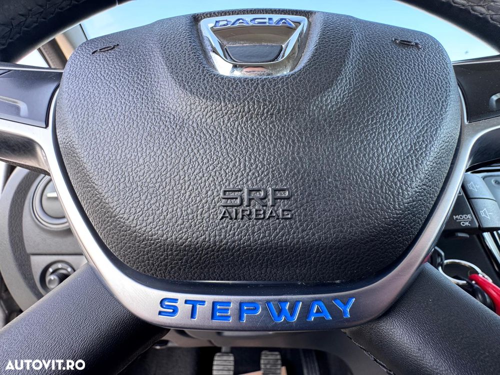 Dacia Lodgy 1.5 Blue dCi Stepway - 22
