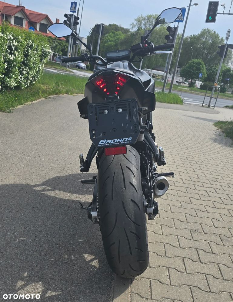 Yamaha MT - 12