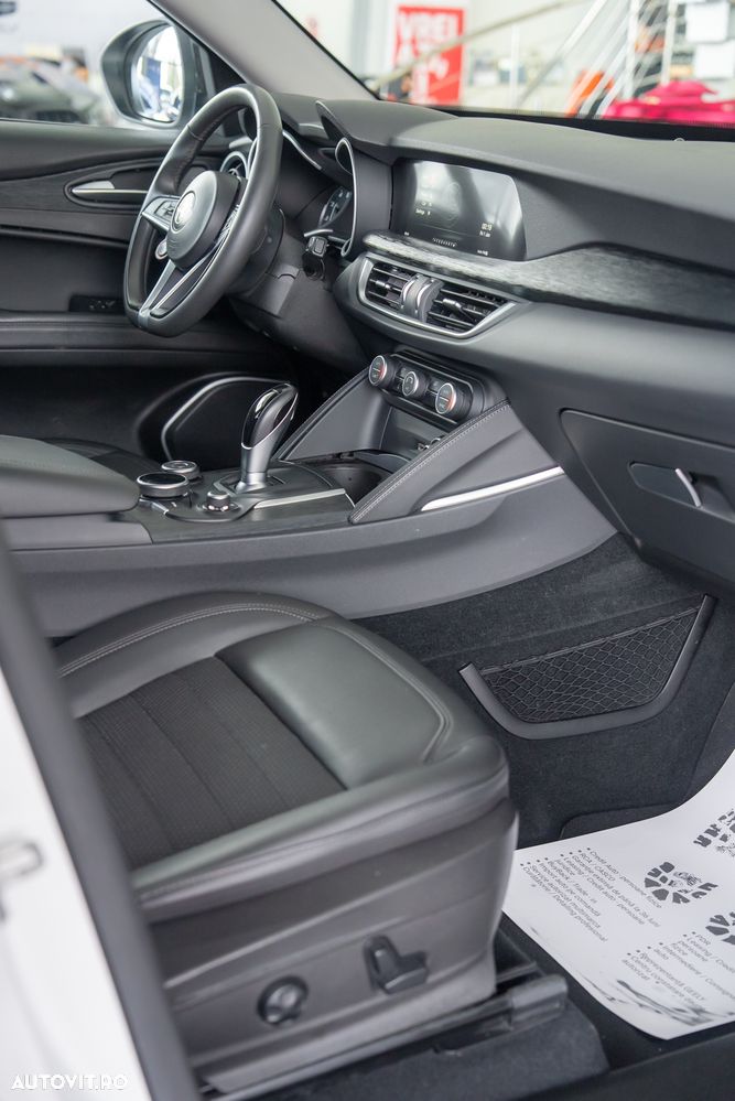 Alfa Romeo Stelvio 2.0 Turbo 16V AT8-Q4 B-Tech - 20