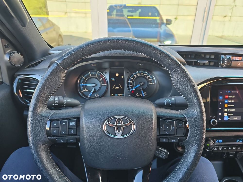 Toyota Hilux 2.8 D-4D mHEV Double Cab Invincible 4x4 - 18