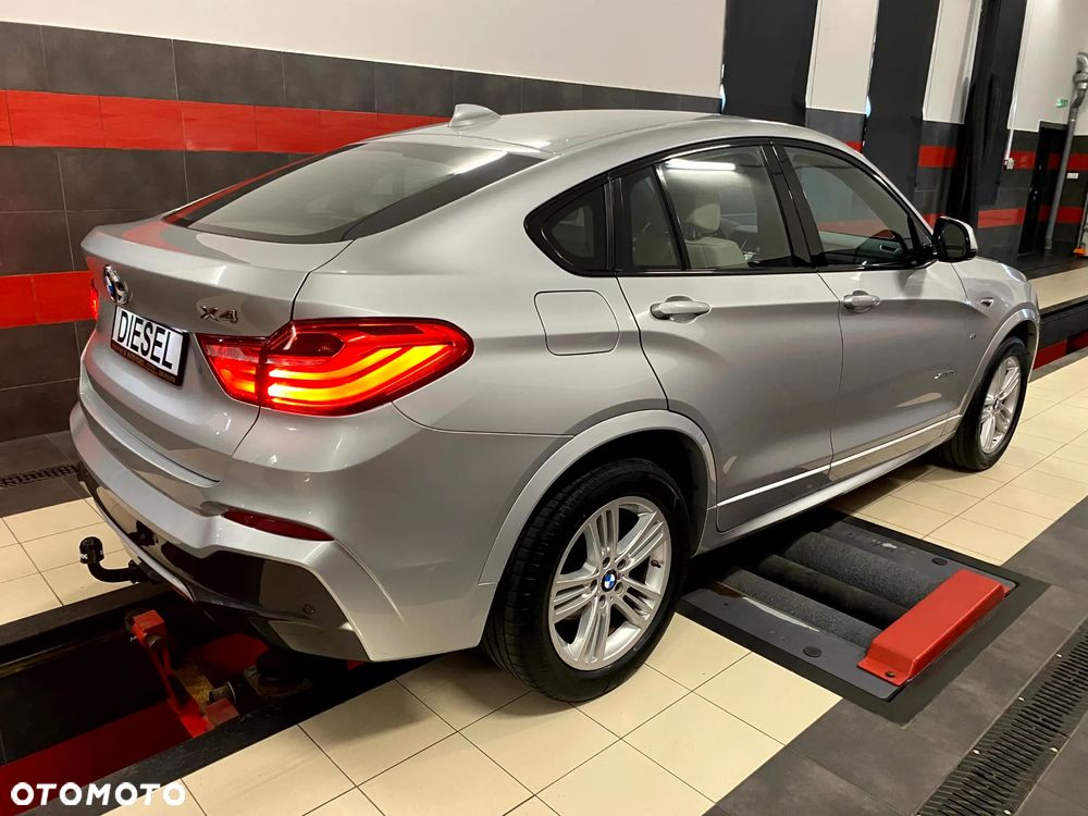 BMW X4 xDrive20d xLine - 11