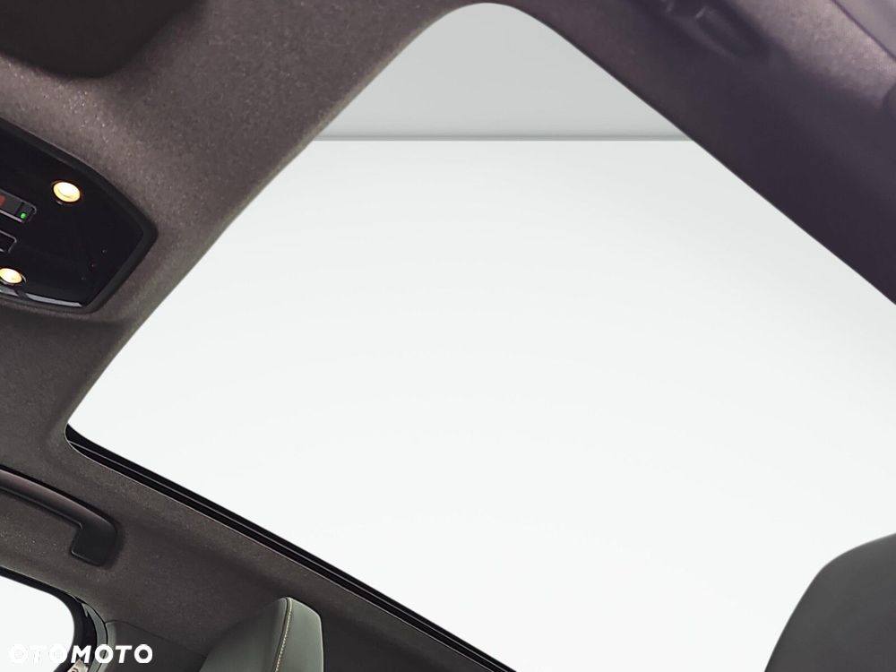 Renault Austral 1.3 TCe mHEV Iconic - 25