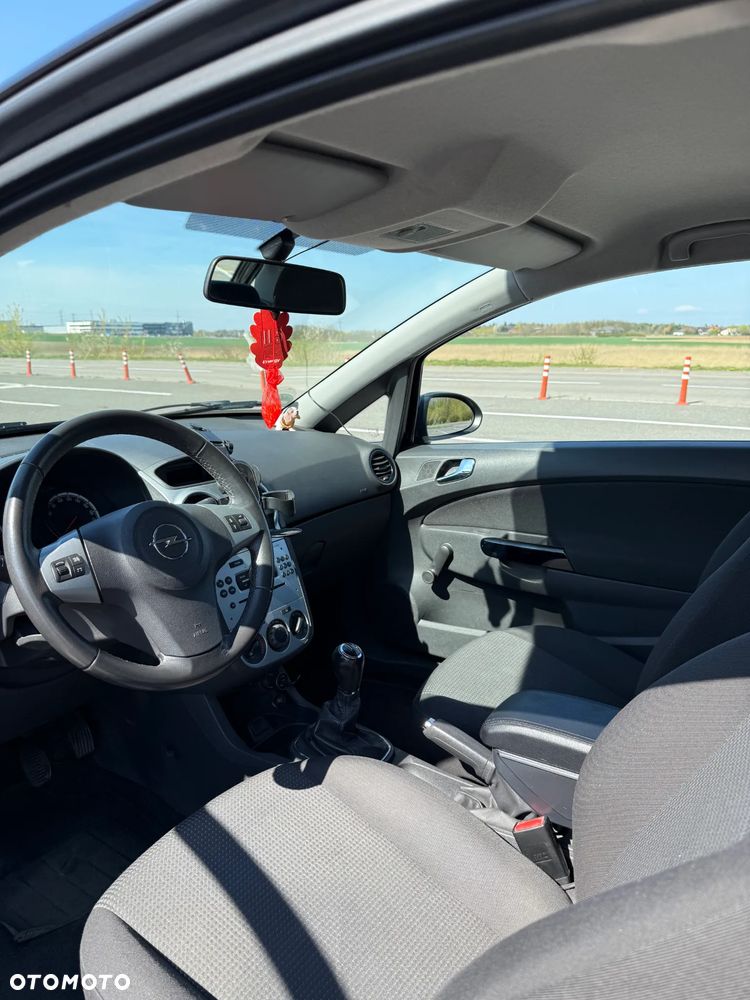 Opel Corsa 1.3 CDTI Enjoy - 11