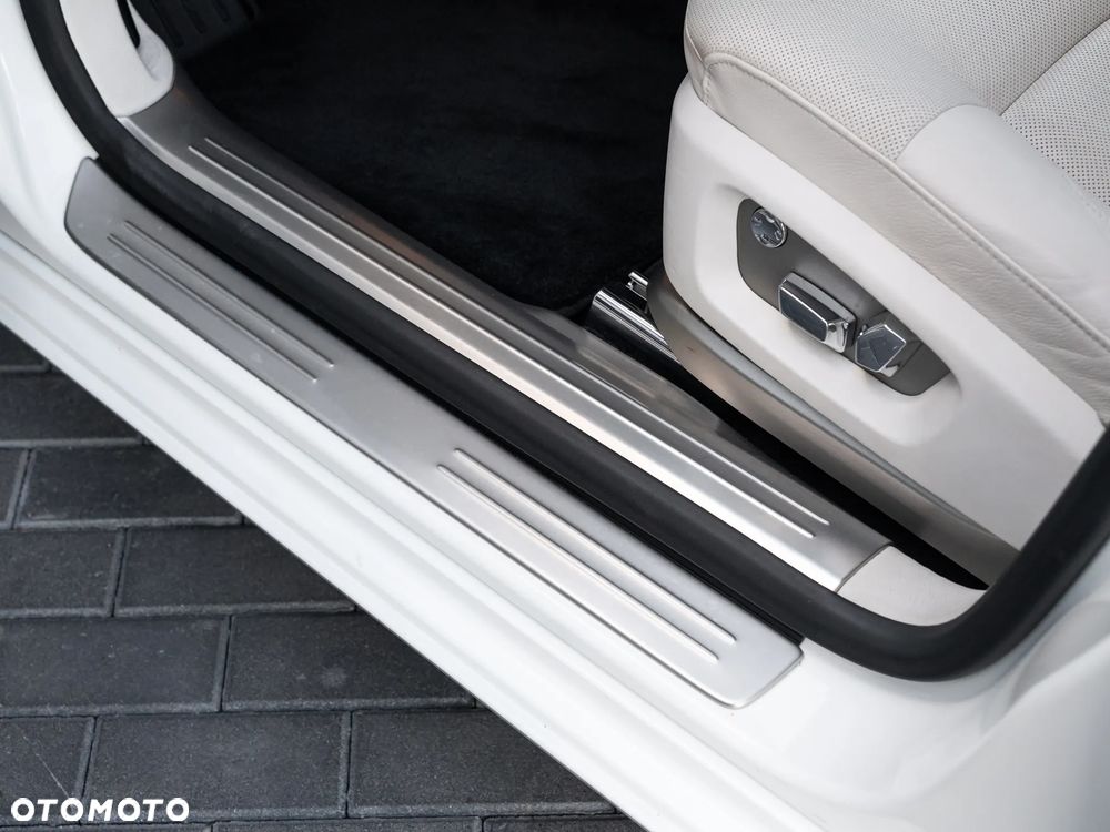 Rolls-Royce Ghost - 31