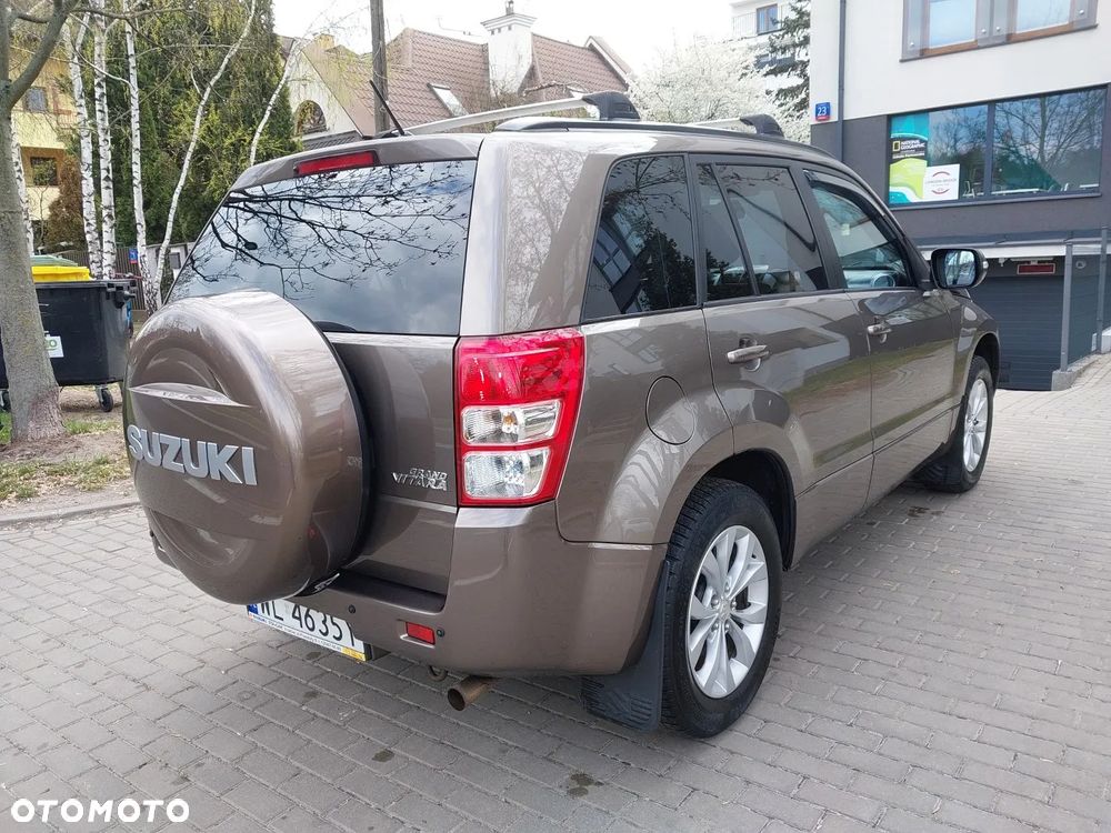 Suzuki Grand Vitara 2.4 Premium EU5 - 16