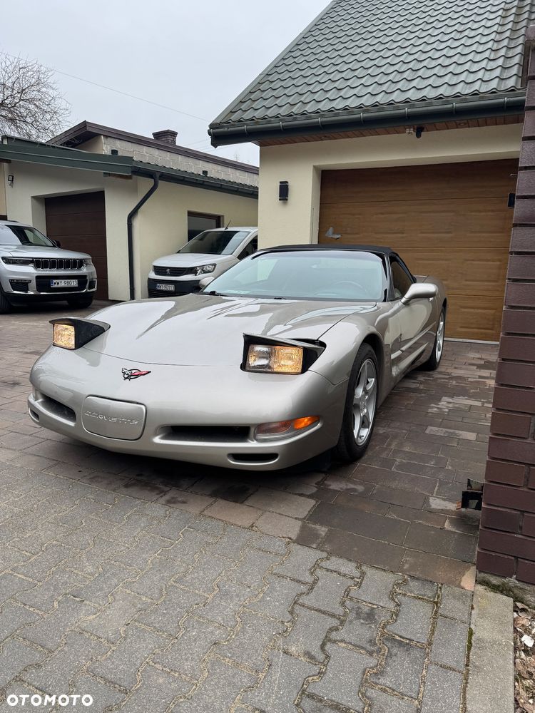 Chevrolet Corvette 5.7 - 12