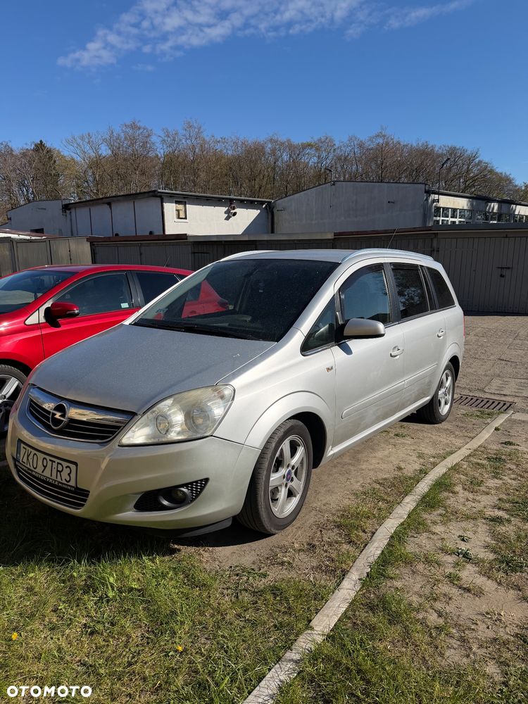 Opel Zafira 1.8 Enjoy - 2