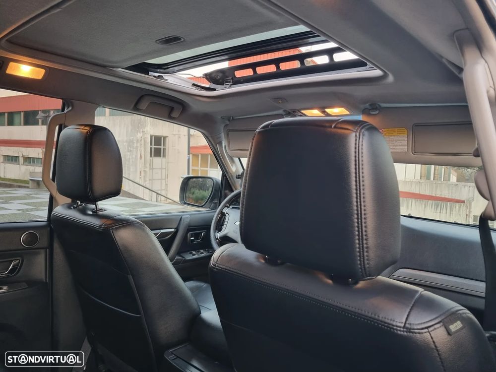 Mitsubishi Pajero - 21