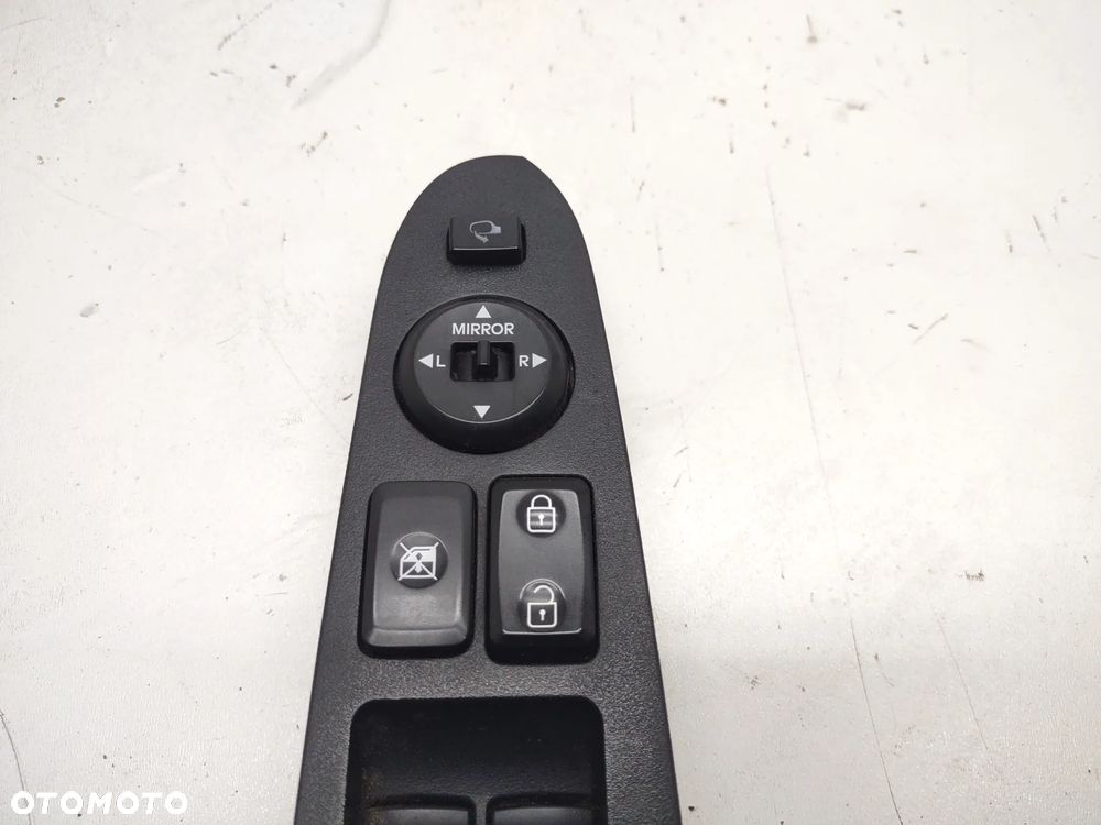 PANEL WŁĄCZNIK STEROWANIA SZYB LUSTEREK 93570-3W910 KIA SPORTAGE III 2010-2015r. ORYGINAŁ - 3