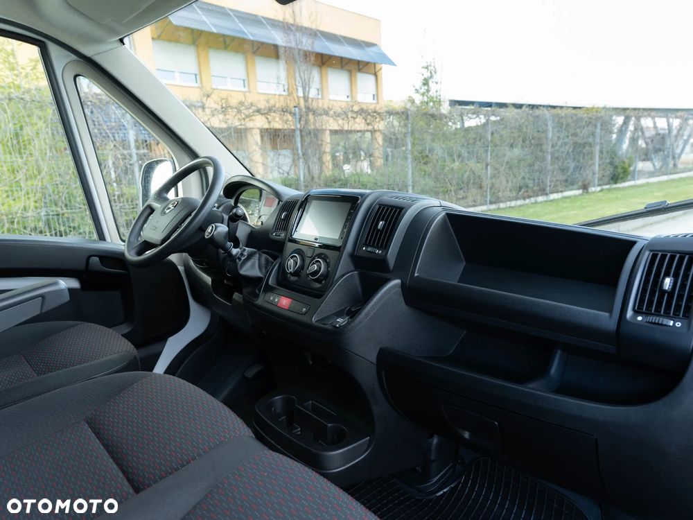 Opel Movano - 17