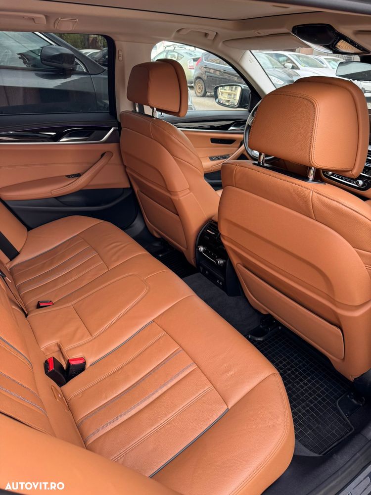BMW Seria 5 530d Aut. Luxury Line - 9