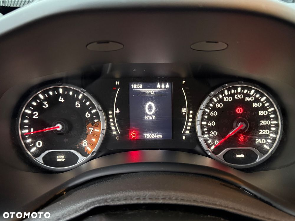 Jeep Renegade 1.4 MultiAir Longitude FWD S&S - 5